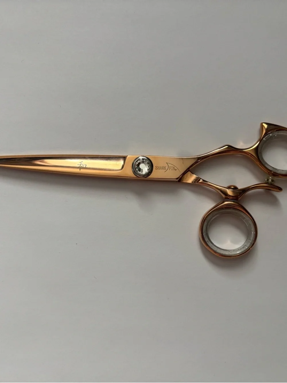 Shark Fin Rose Gold Swivel Professional Haircutting Shears 6.25” - Picture 2 of 4